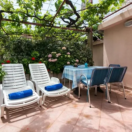 Lotea - Two-bedroom With Terrace Διαμέρισμα Cavtat